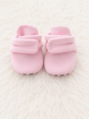 Baby Pink Velcro Soft-Sole Crib Shoes